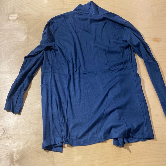 Micoson Cardigan size Small (HO) - Picture 12 of 12